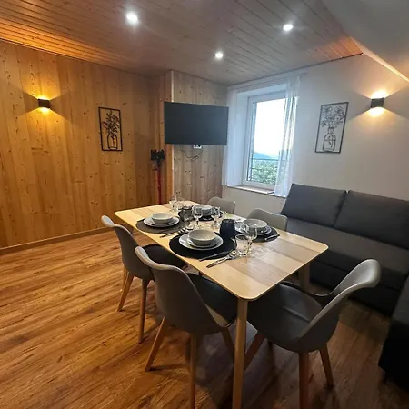 Les Bambi & Jacuzzi Privatif La Bresse