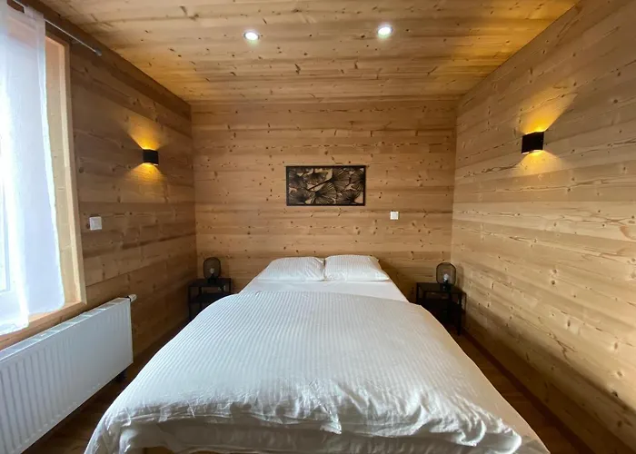 Les Bambi & Jacuzzi Privatif *