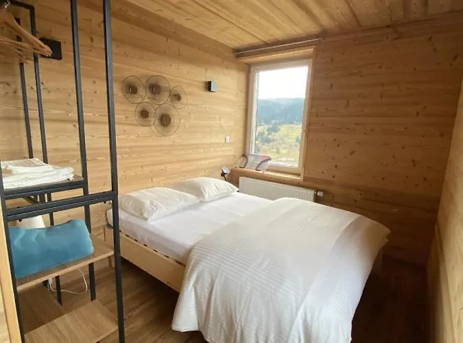 Les Bambi & Jacuzzi Privatif アパート *