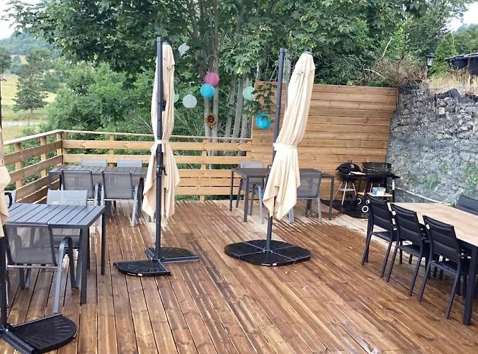 Les Bambi & Jacuzzi Privatif アパート ラ・ブレス