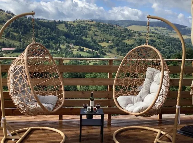 Les Bambi & Jacuzzi Privatif アパート